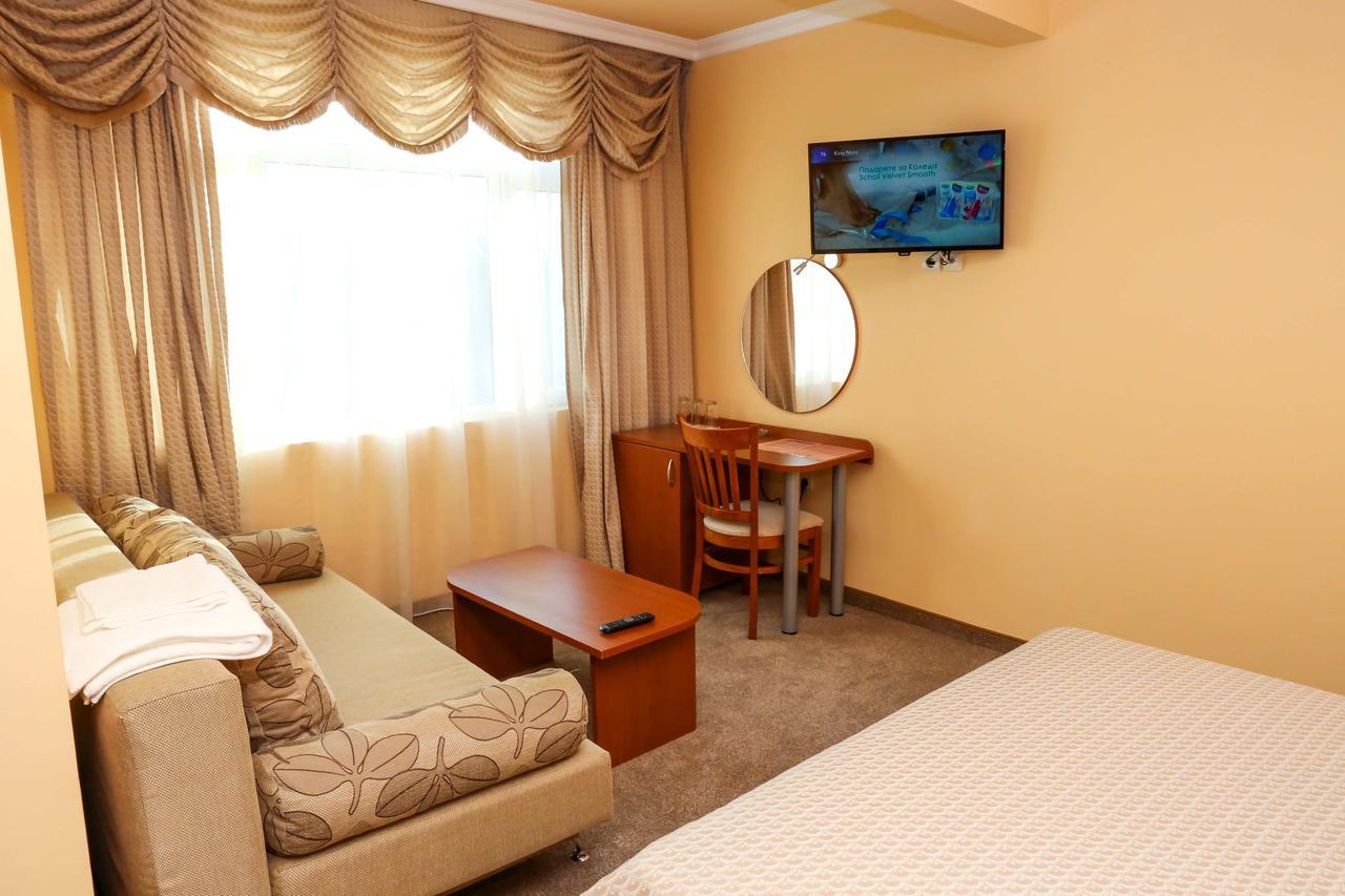 Hotel Bulgaria Kŭrdzhali Esterno foto