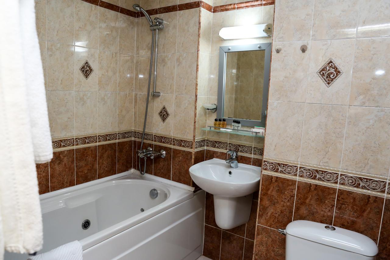 Hotel Bulgaria Kŭrdzhali Esterno foto