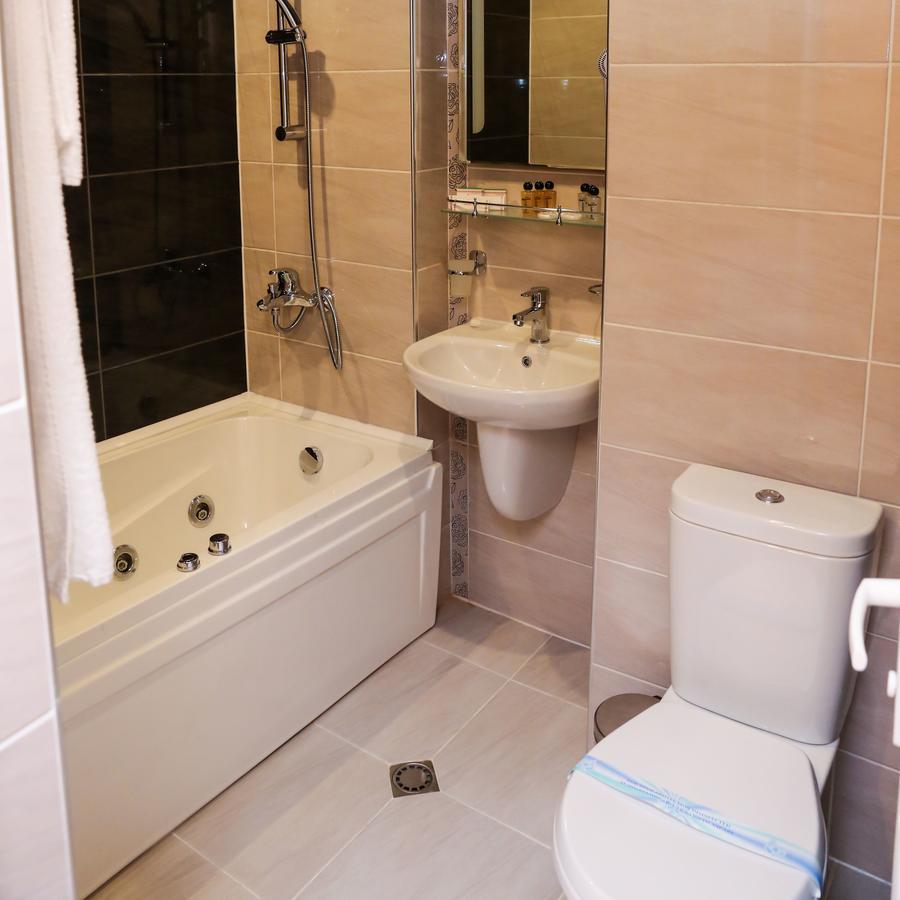 Hotel Bulgaria Kŭrdzhali Esterno foto